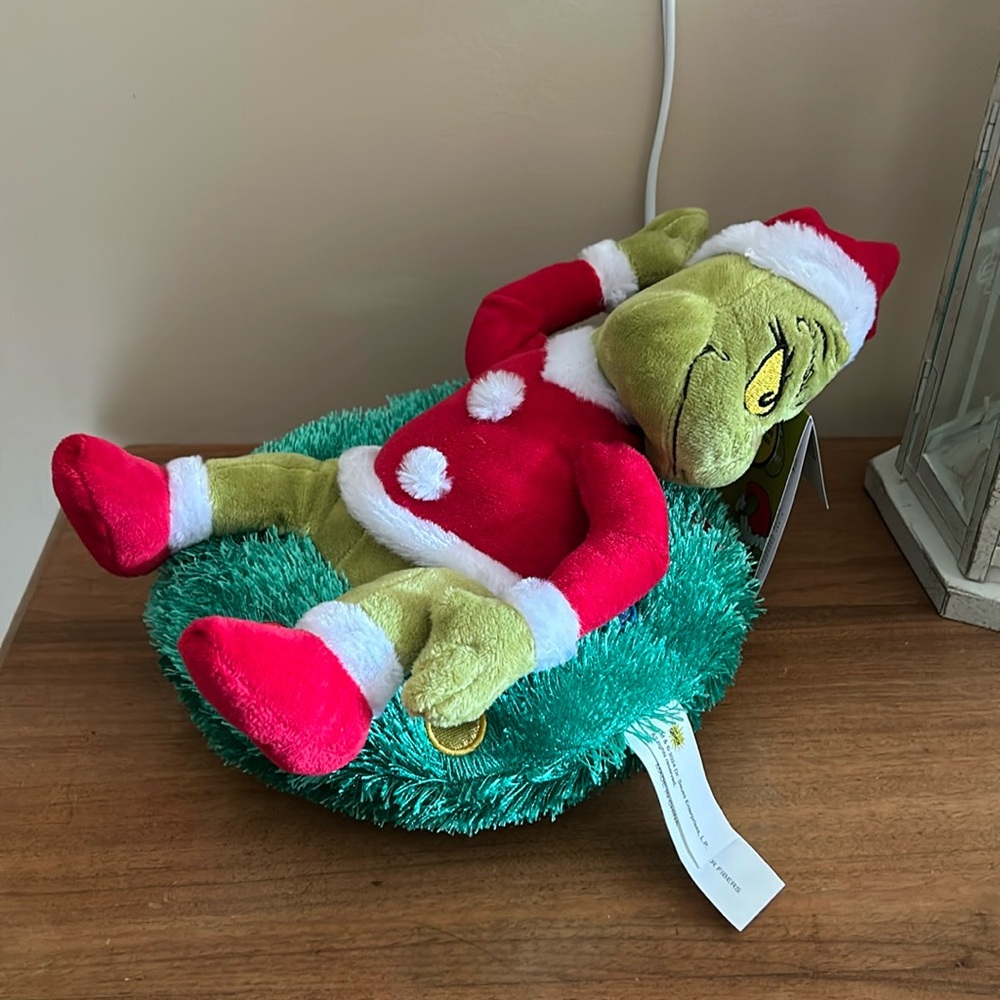 Musical motion grinch